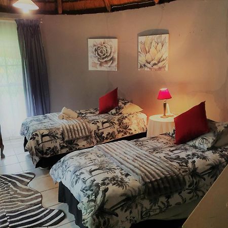 Drakensberg Bush Lodge And Backpackers 温特顿 外观 照片