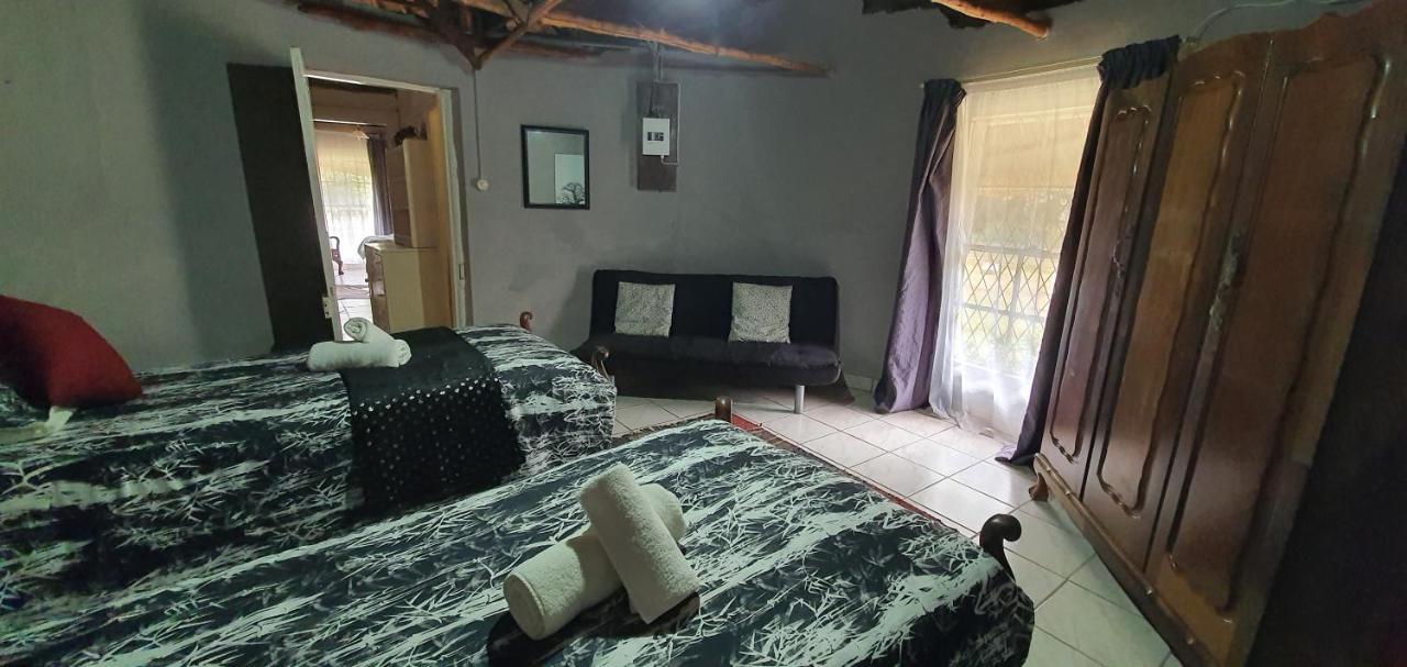 Drakensberg Bush Lodge And Backpackers 温特顿 外观 照片