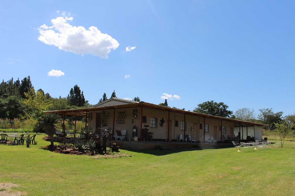 Drakensberg Bush Lodge And Backpackers 温特顿 外观 照片