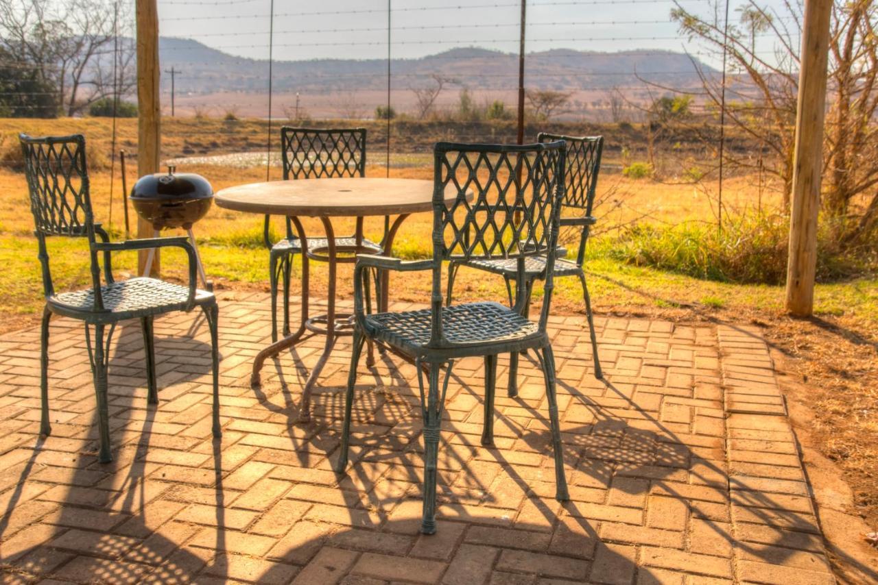 Drakensberg Bush Lodge And Backpackers 温特顿 外观 照片