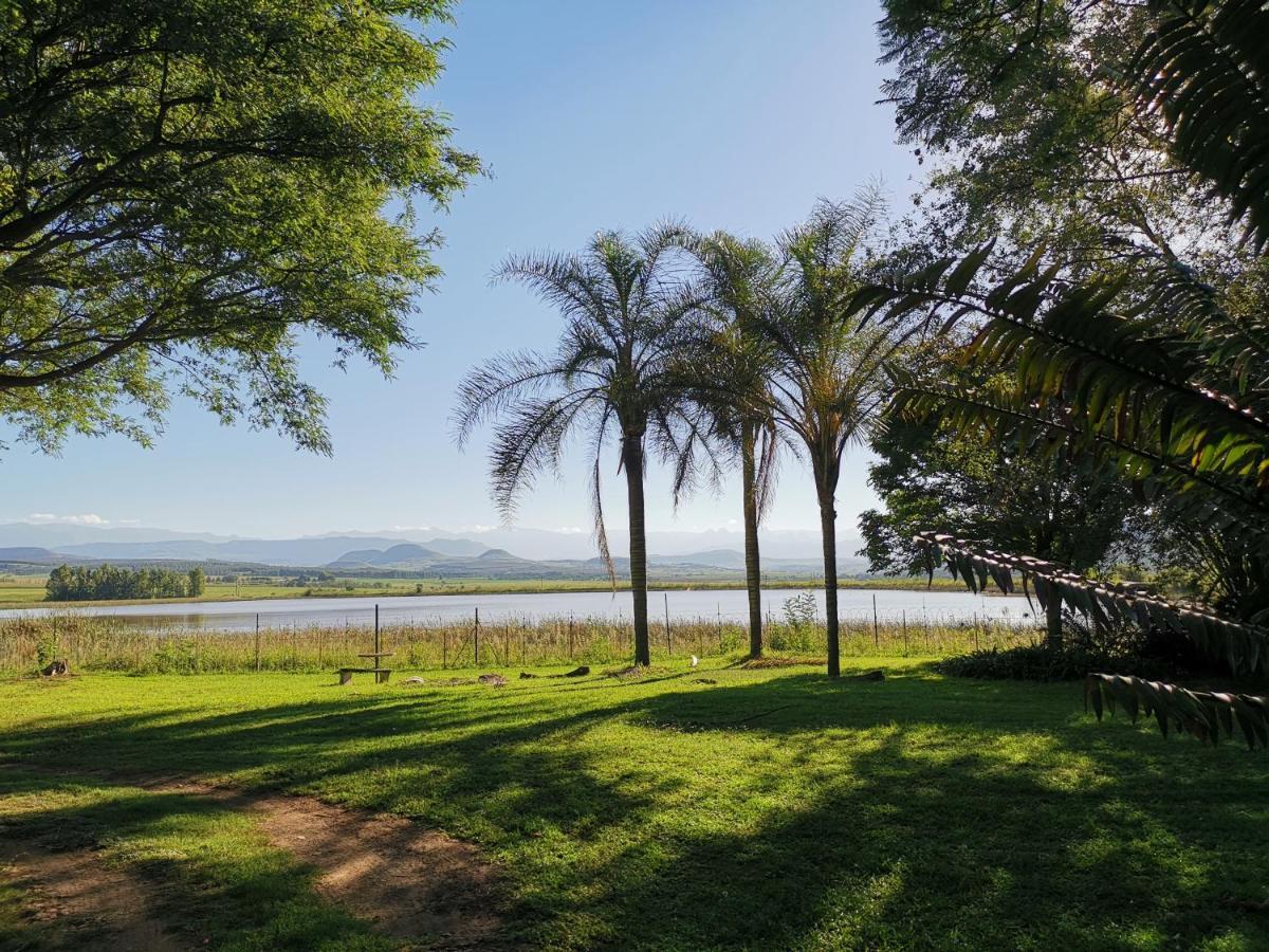 Drakensberg Bush Lodge And Backpackers 温特顿 外观 照片
